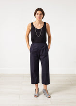 Wide Cropped Trouser in Navy
