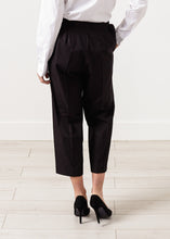 Wide Cropped Trouser in Black
