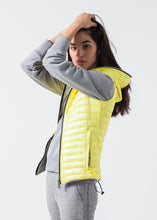 Primula Vest in Yellow
