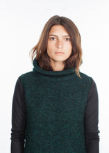 Boucle Turtle Neck in Green/Black
