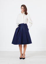 Full Collar Poplin Blouse in Off White
