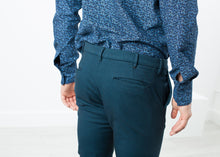 Diamond Weave Trouser in Sky
