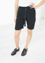 Nuit Shorts in Black
