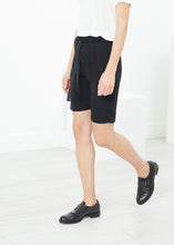 Nuit Shorts in Black
