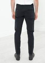 Men's Chino in Black

