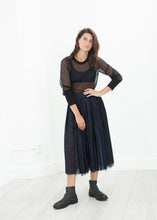 Net Panel Skirt
