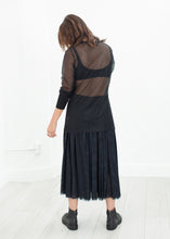 Net Panel Skirt
