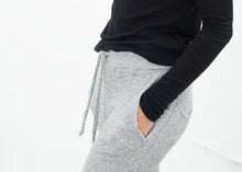 Highsoft Cropped Sweat in Heather Grey
