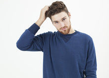 Jeth Sweatshirt in Blue/Royal
