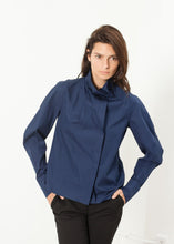 Full Collar Poplin Blouse in Navy
