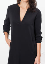 A-Line Pocket Shift in Black
