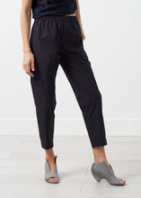 Relaxed Trouser
