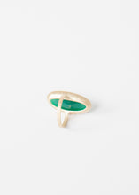 Ara Ring
