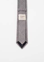 Basic Tie
