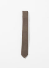 Basic Tie

