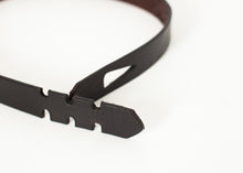 Buckle-less Belt in Black
