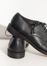Stiro Oxford in Black
