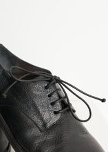 Stiro Oxford in Black
