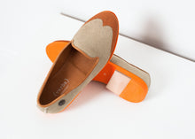 Wingtip Loafer in Orange
